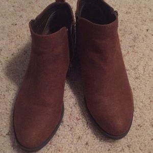 Cute Brown boots